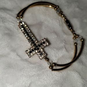 Cross bracelet